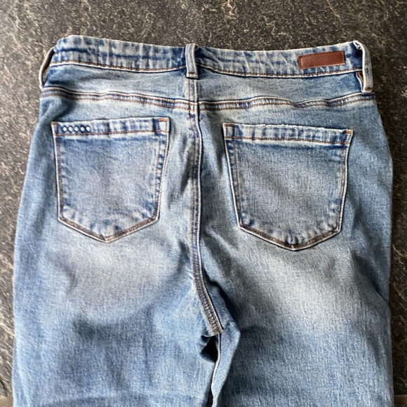 Blank NYC The Madison Crop High-Rise Light Wash Jean Women's Size 29 - Picture 11 of 11